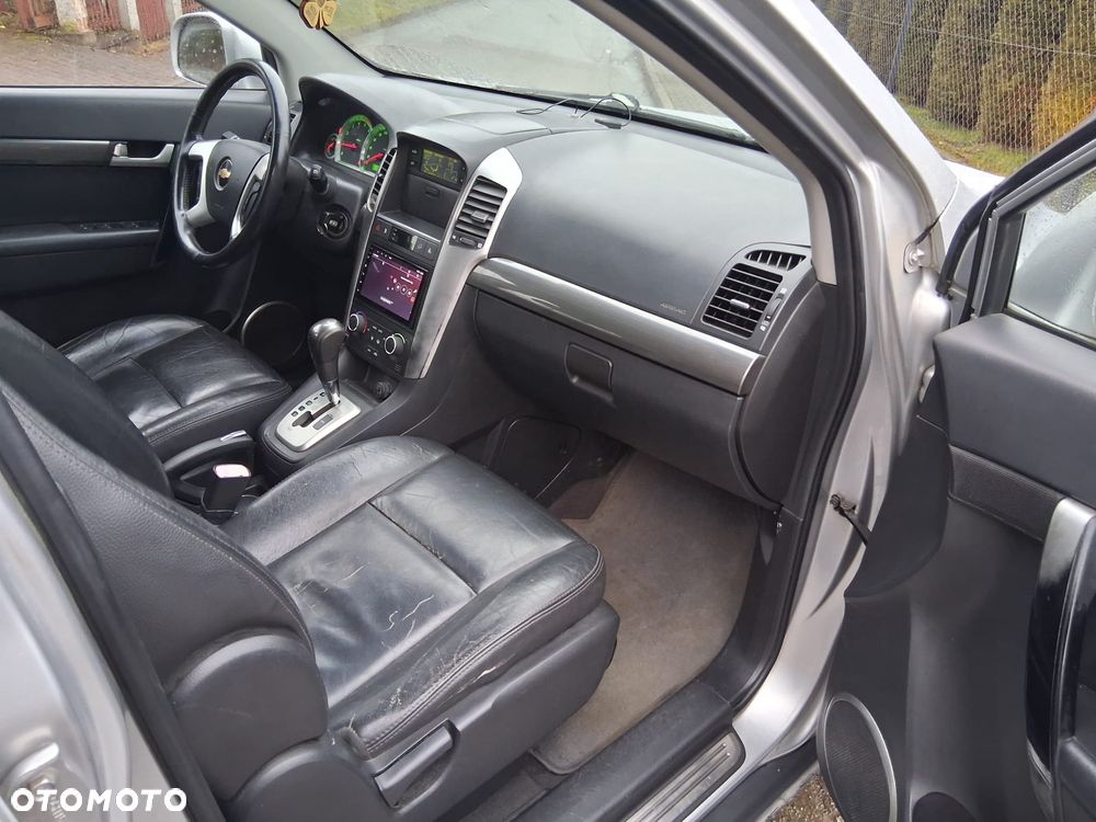 Chevrolet Captiva 2.0 4WD 7 Sitzer Automatik LT - 13