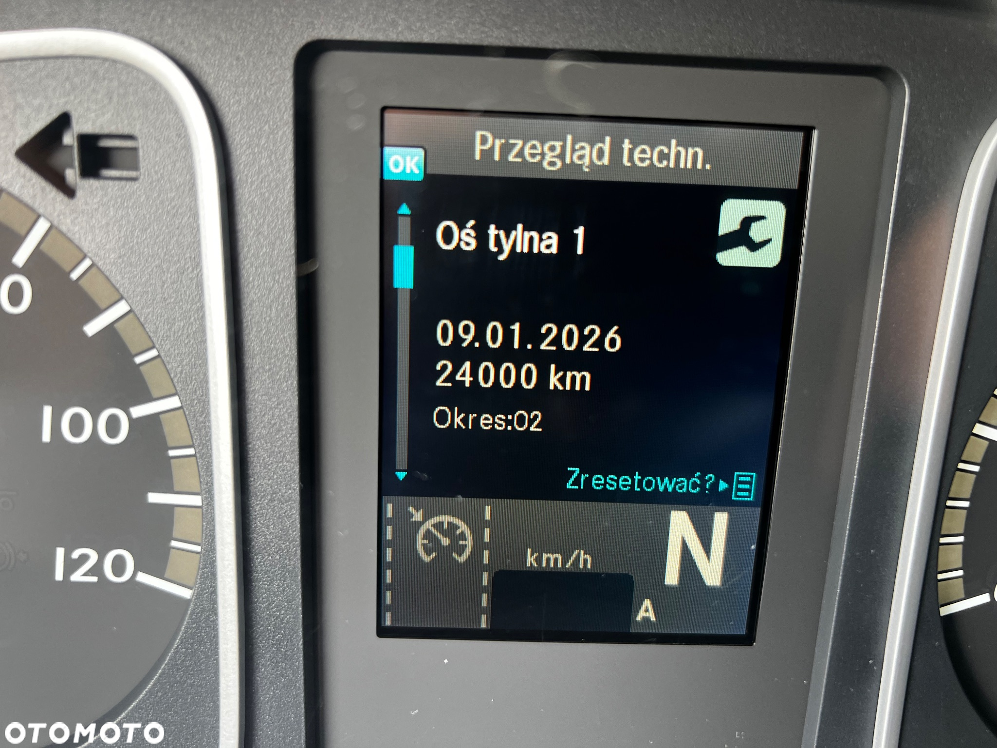Mercedes-Benz ATEGO - 27
