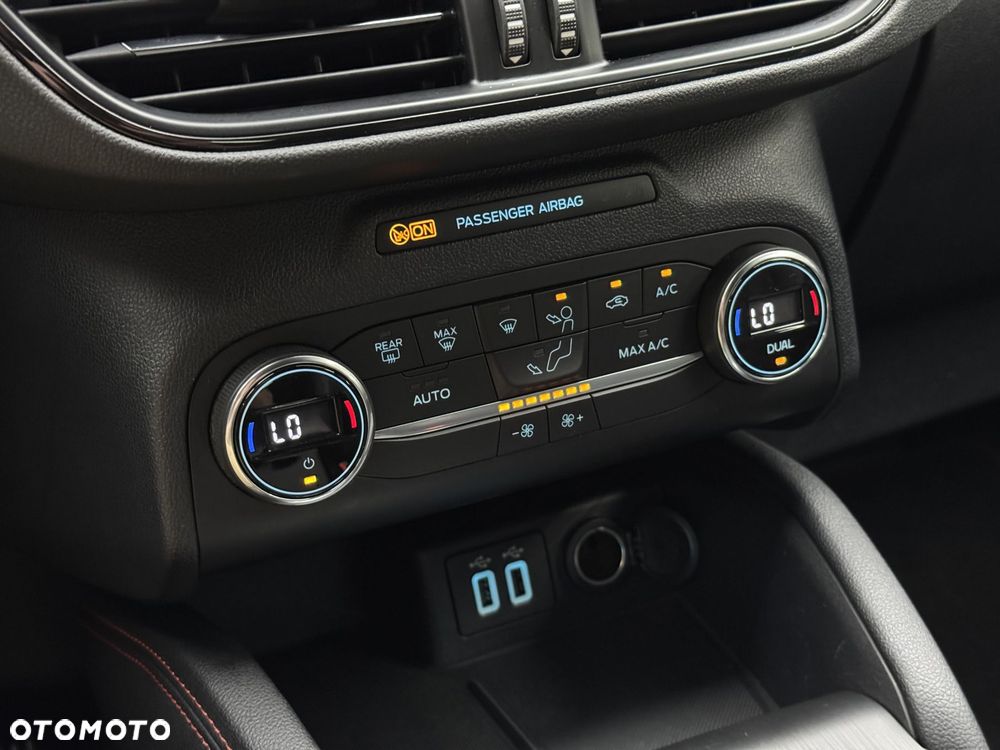 Ford Kuga 1.5 EcoBlue FWD ST-Line X - 26