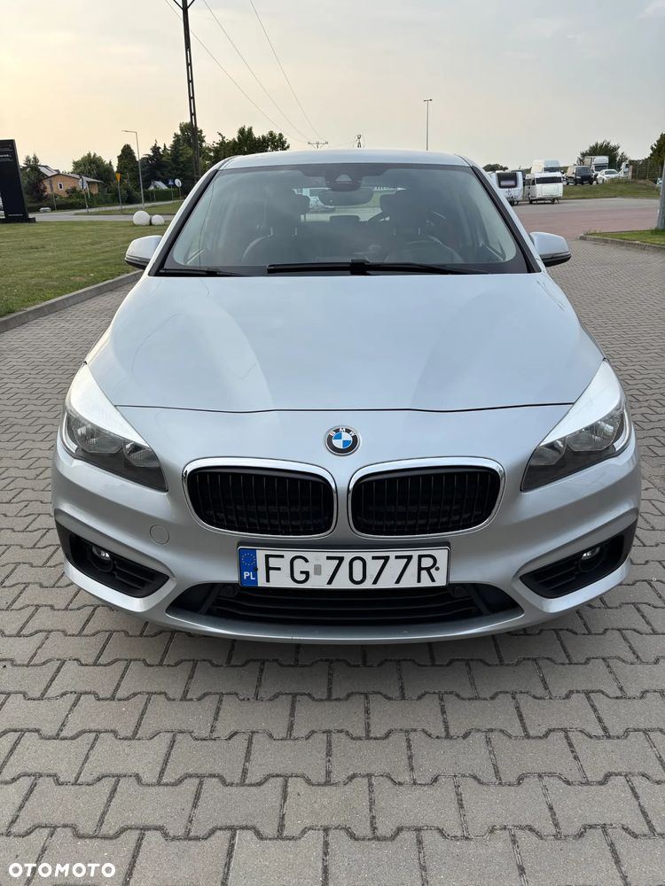 BMW Seria 2 218i - 2