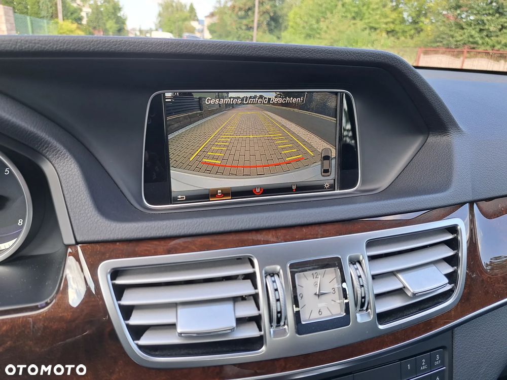 Mercedes-Benz Klasa E 250 7G-TRONIC - 20