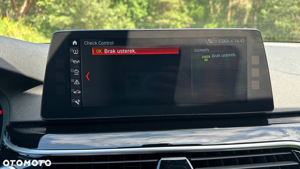 BMW Seria 5 520d Sport Line - 21