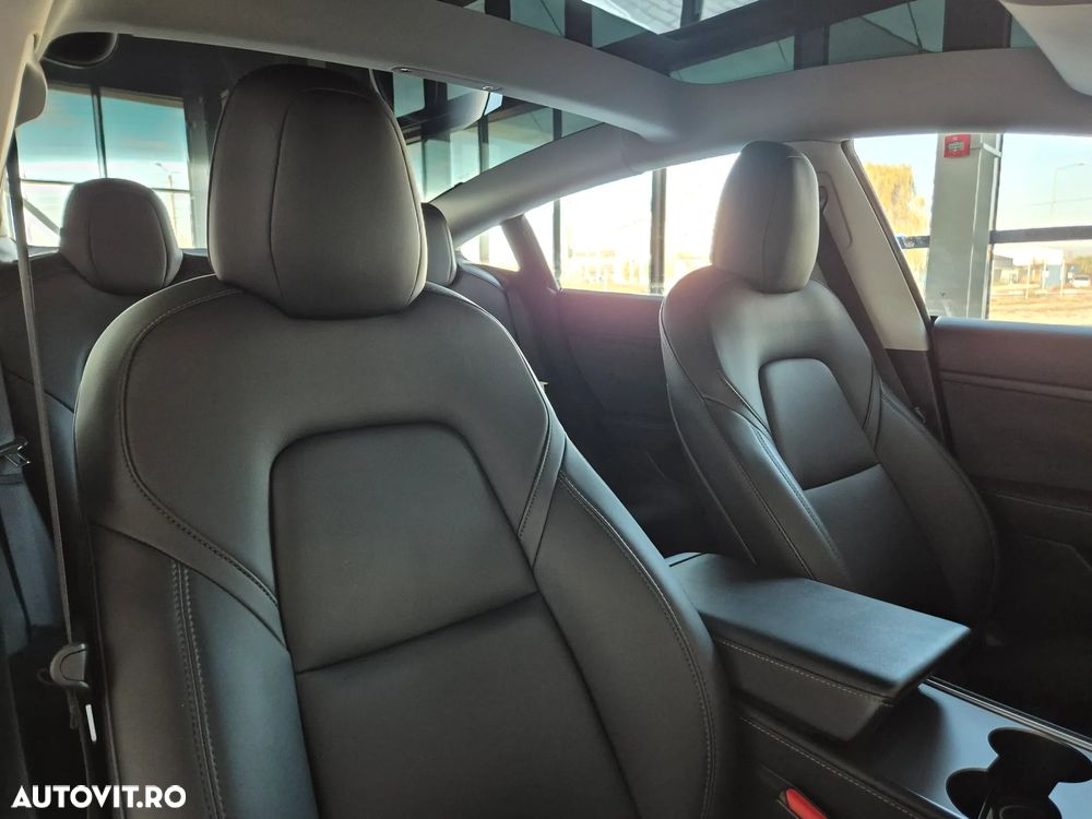 Tesla Model 3 Standard Reichweite Plus Hinterradantrieb - 14