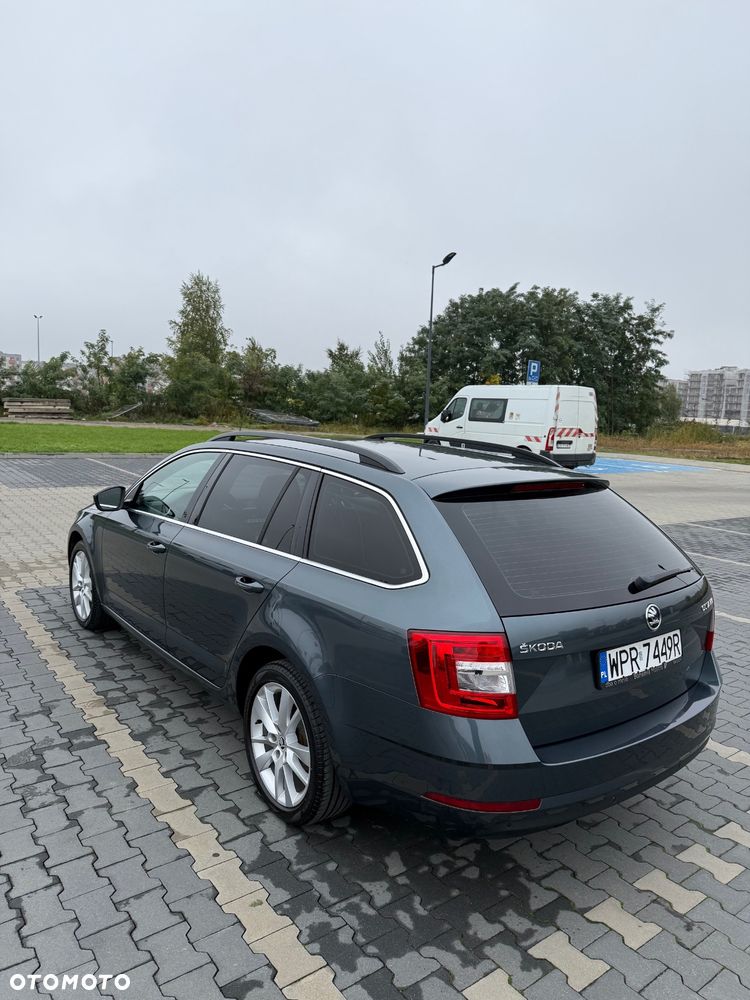 Skoda Octavia 2.0 TDI Style DSG - 9