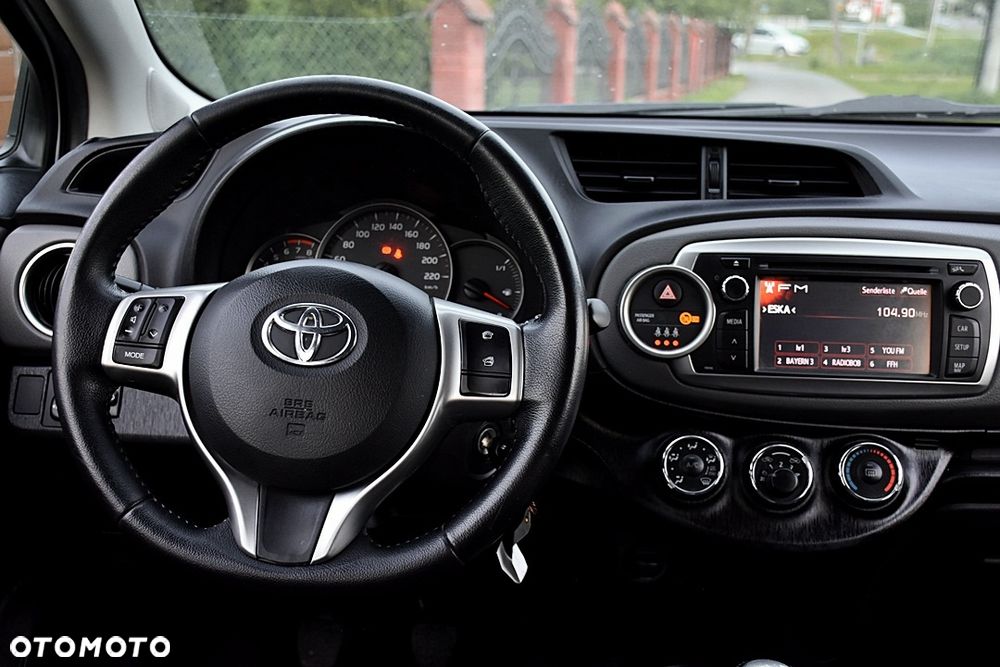 Toyota Yaris 1.33 Sol - 5