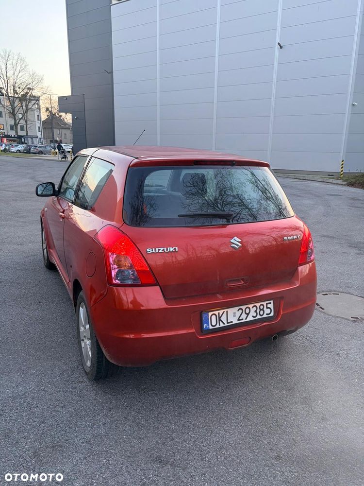 Suzuki Swift 1.3 Comfort+ - 25