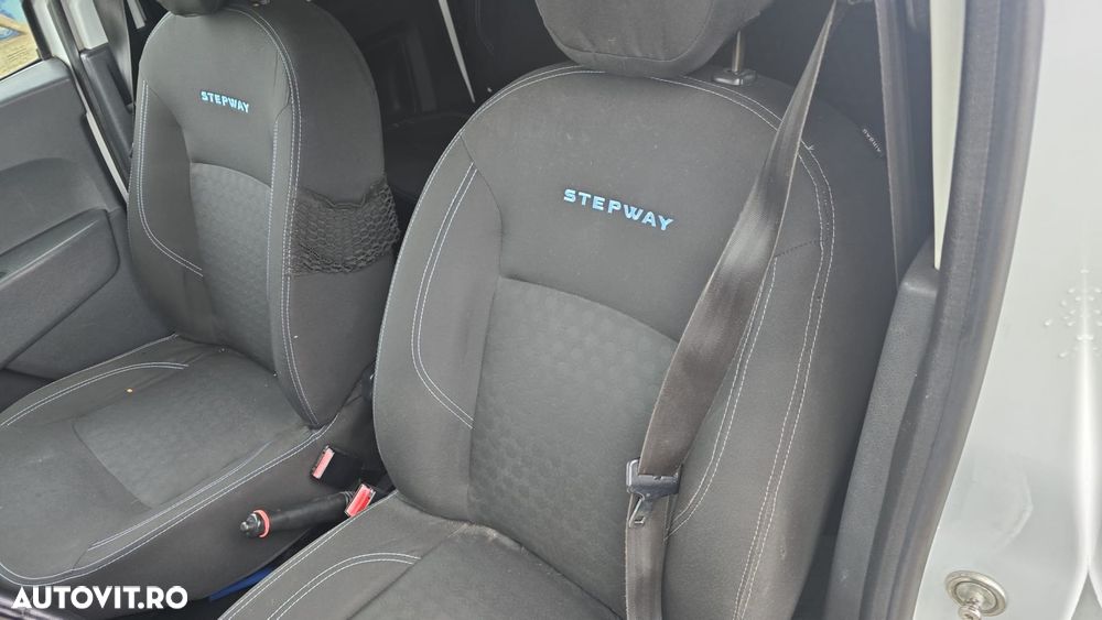 Dacia Dokker 1.5 dCi 90 CP Stepway - 6