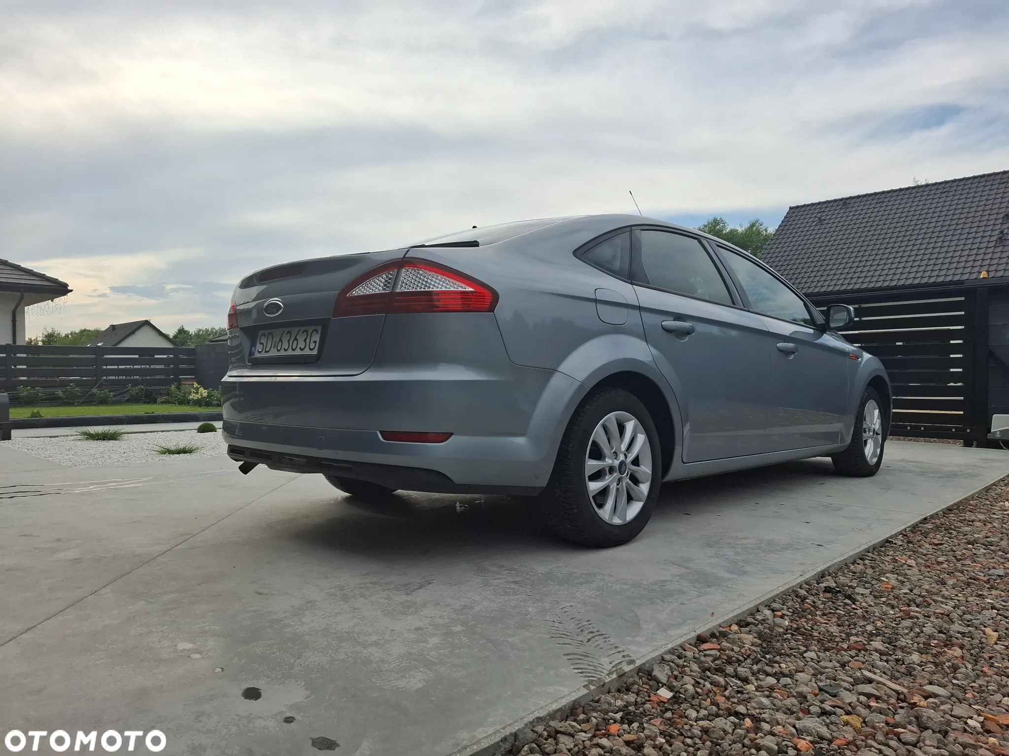 Ford Mondeo - 10