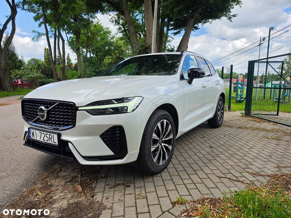 Volvo XC 60 B4 B Plus Dark - 3
