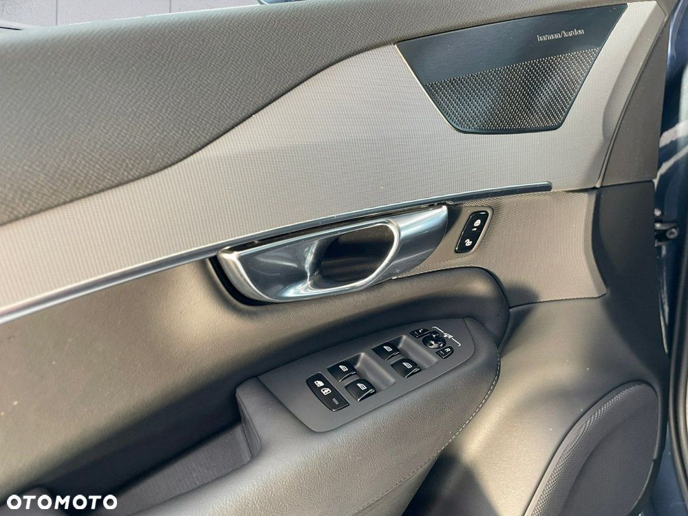 Volvo XC 90 T8 AWD Plug-In Hybrid Core Bright 7os - 12
