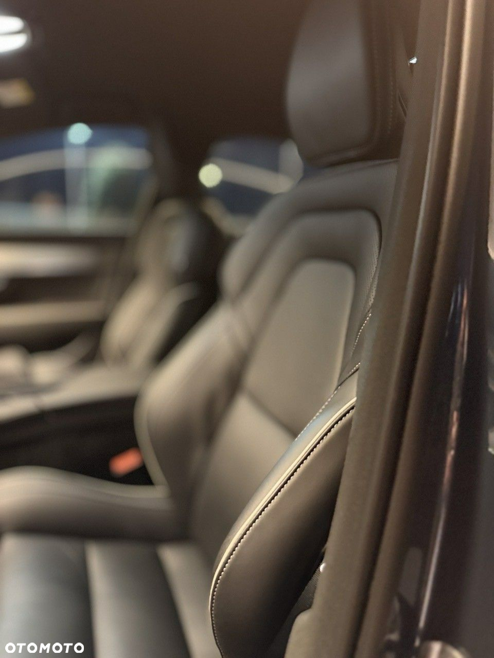 Volvo S90 - 13