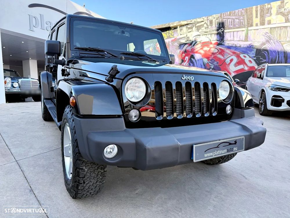 Jeep Wrangler Unlimited 2.8 CRD ATX Sahara Adventure Edition - 37