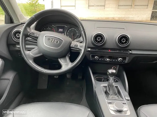 Audi A3 Sportback 1.6 TDI DPF Ambiente - 6