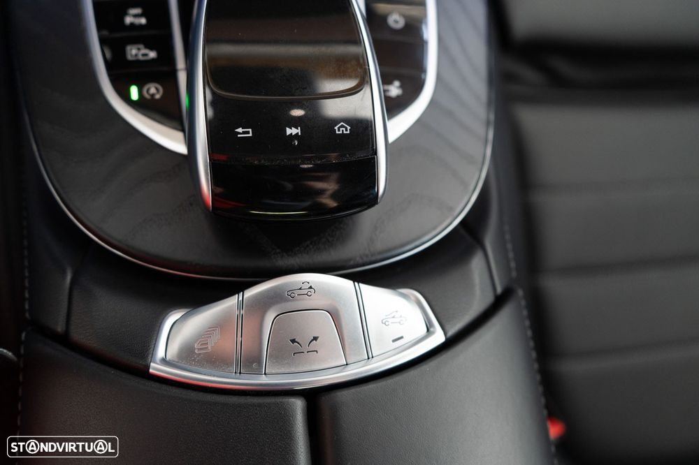 Mercedes-Benz E 220 d Cabrio 9G-Tronic AMG Line - 48
