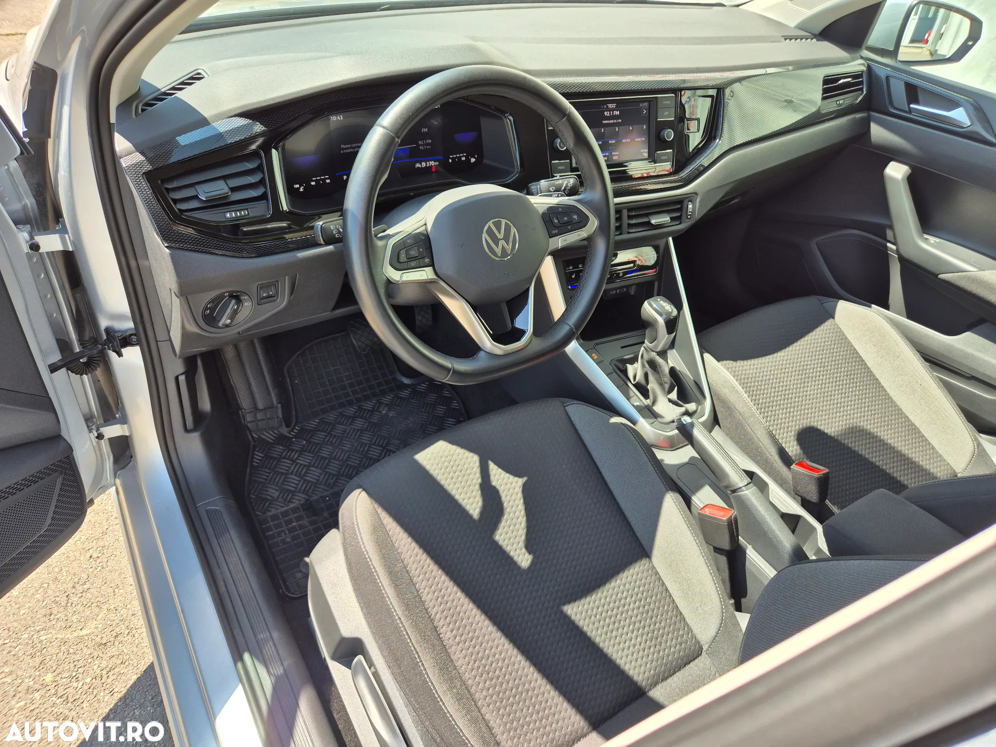 Volkswagen Polo 1.0 TSI DSG Life - 10