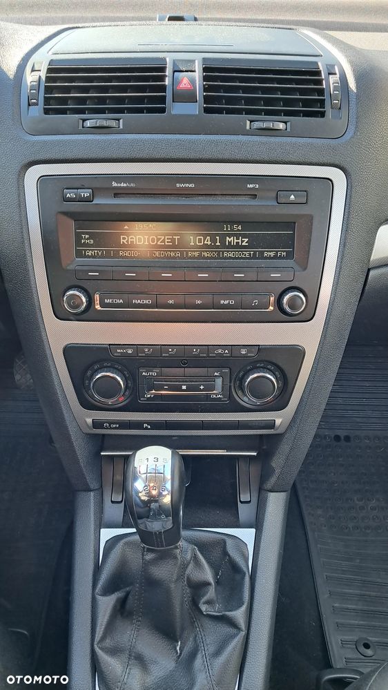 Skoda Octavia 2.0 TDI DPF Ambiente - 8