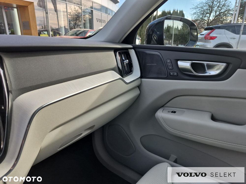 Volvo XC 60 - 13