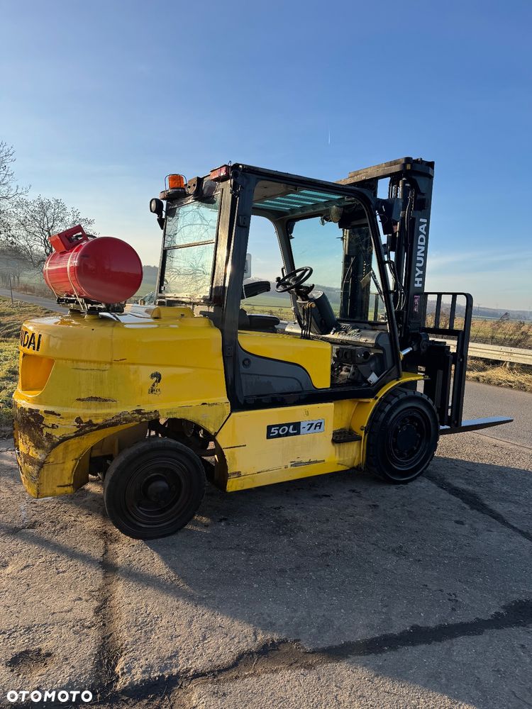 Hyundai 50l-70a - 3