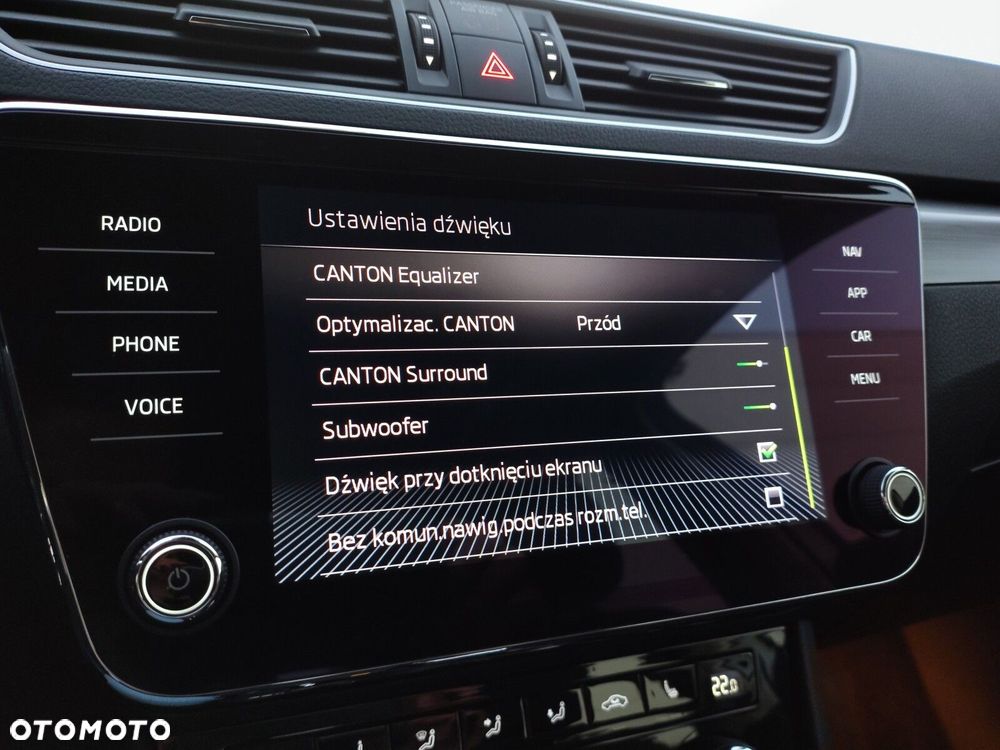 Skoda Superb 1.5 TSI Style DSG - 37