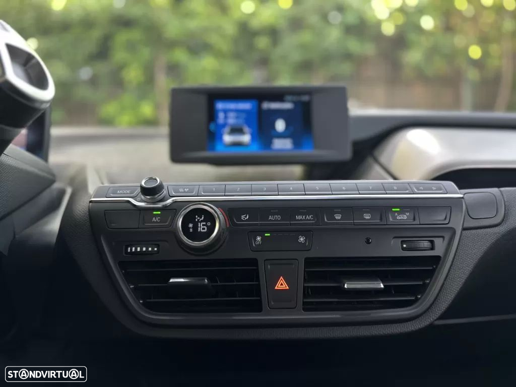 BMW i3 (120 Ah) - 24