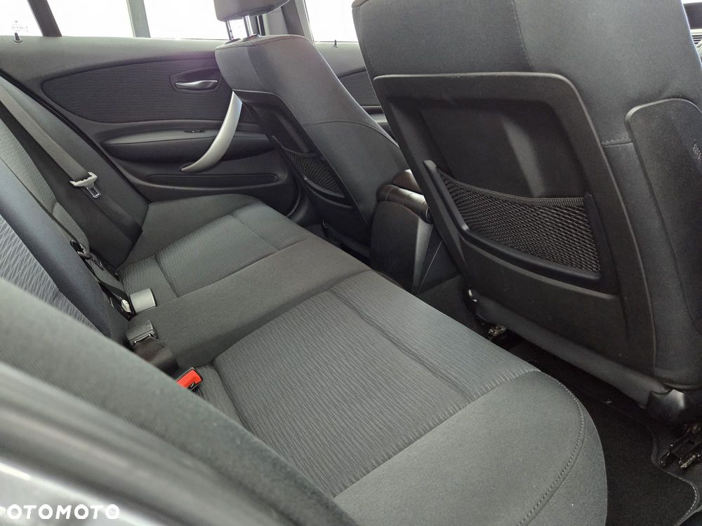 BMW Seria 1 118i Edition Sport - 27