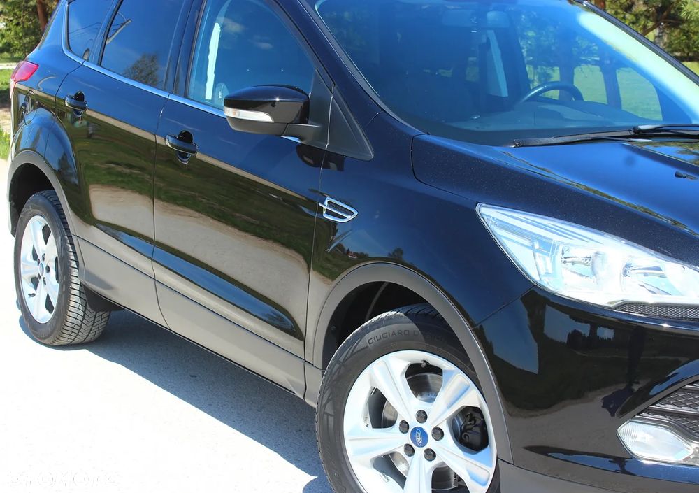 Ford Kuga 2.0 TDCi 2x4 Trend - 15