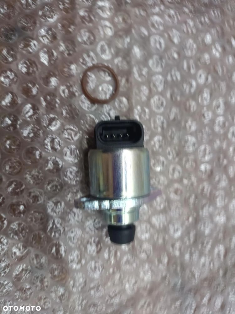 silniczek silnik krokowy mercruiser VOLVO PENTA OMC COBRA 4.3 5.0 5.7 7.4 8.1 V6 V8 iac valve REC3843751 3843750 3843751 1113843750 5905591210140 3857696 RM-REC3843751 vortec EIM1002 1002 CP3750 - 4