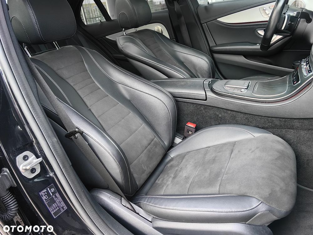 Mercedes-Benz Klasa E 450 4-Matic AMG - 23