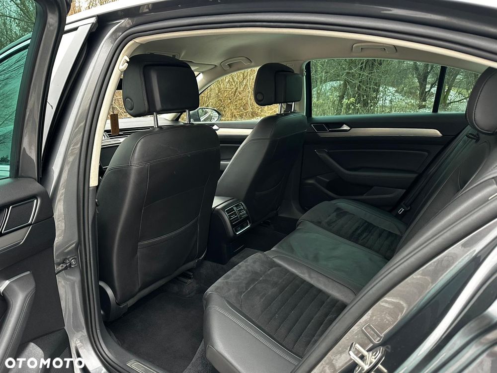 Volkswagen Passat 2.0 TDI BMT Highline DSG - 16