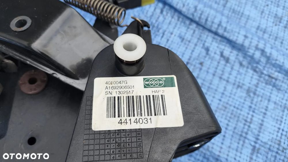 SKRZYNIA BIEGÓW MANUALNA MANUAL KOMPLETNA PRZEKŁADKA AUTOMAT SPRZĘGŁO PEDAŁY PÓŁOŚ LEWA PRAWA INSTALACJA WIĄZKA ROZRUSZNIK LEWAREK WYBIERAK A1693603800 A1694403805 A0212509101 A1693600309 A1692906501 0051512101 MERCEDES A-KLASA W169 LIFT 1.5 BENZYNA - 5