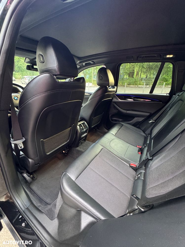 BMW X3 xDrive20i AT xLine - 9