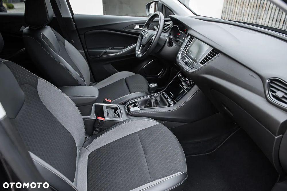 Opel Grandland X 1.2 T Elite S&S - 29