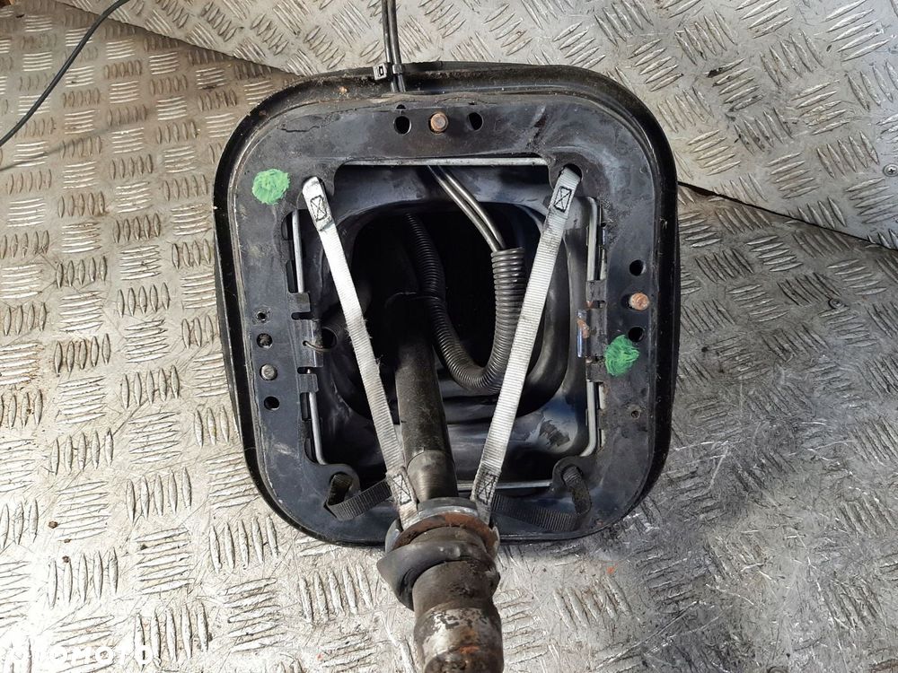 LEWAREK DRAZEK WYBIERAK BIEGOW VOLVO FH12 - 7