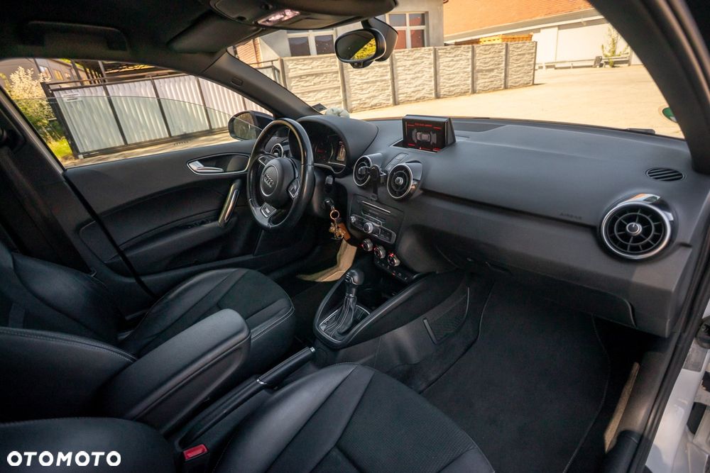 Audi A1 Sportback 1.6 TDI Sport S tronic - 22