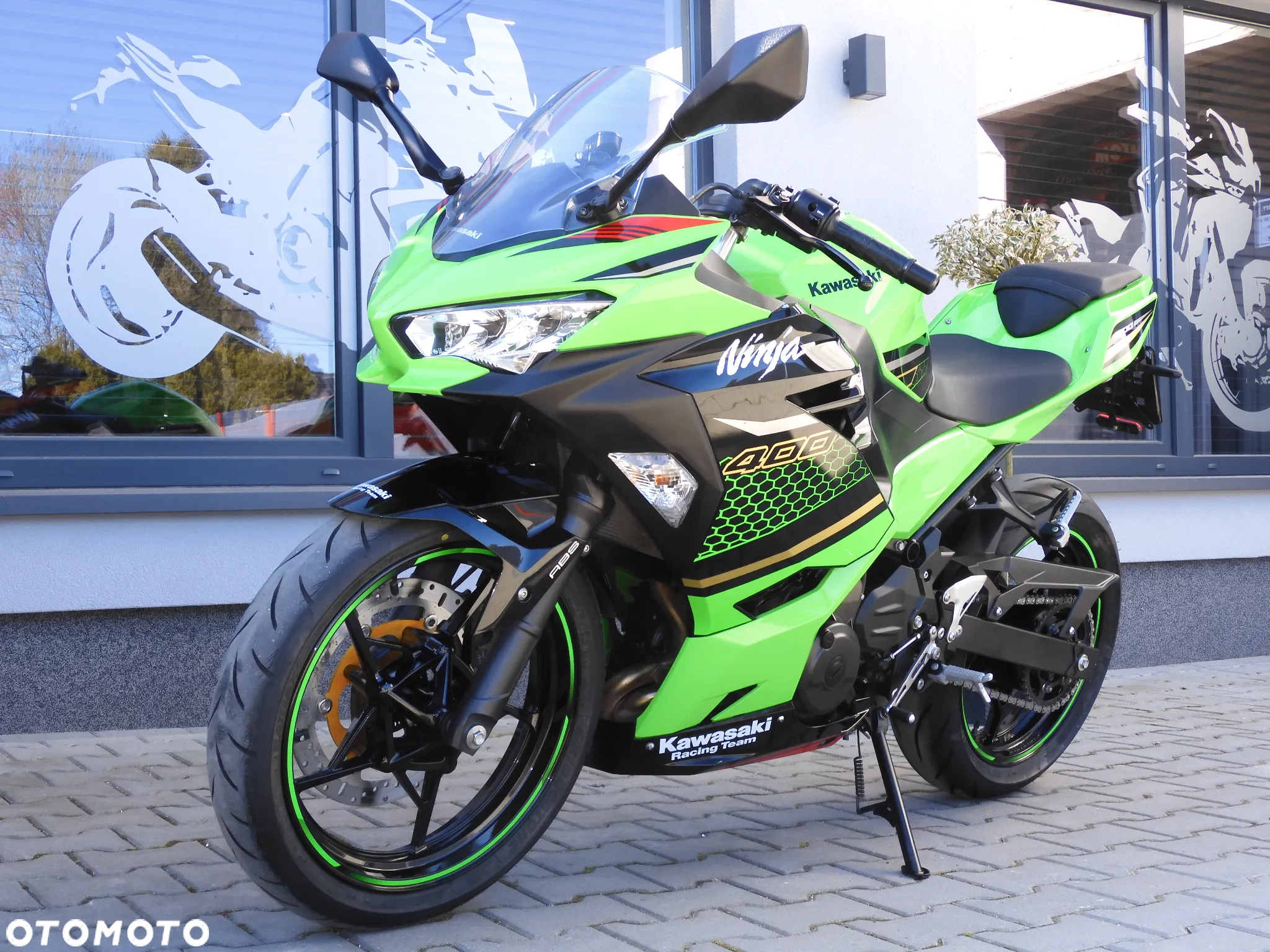Kawasaki Ninja 400 - 36