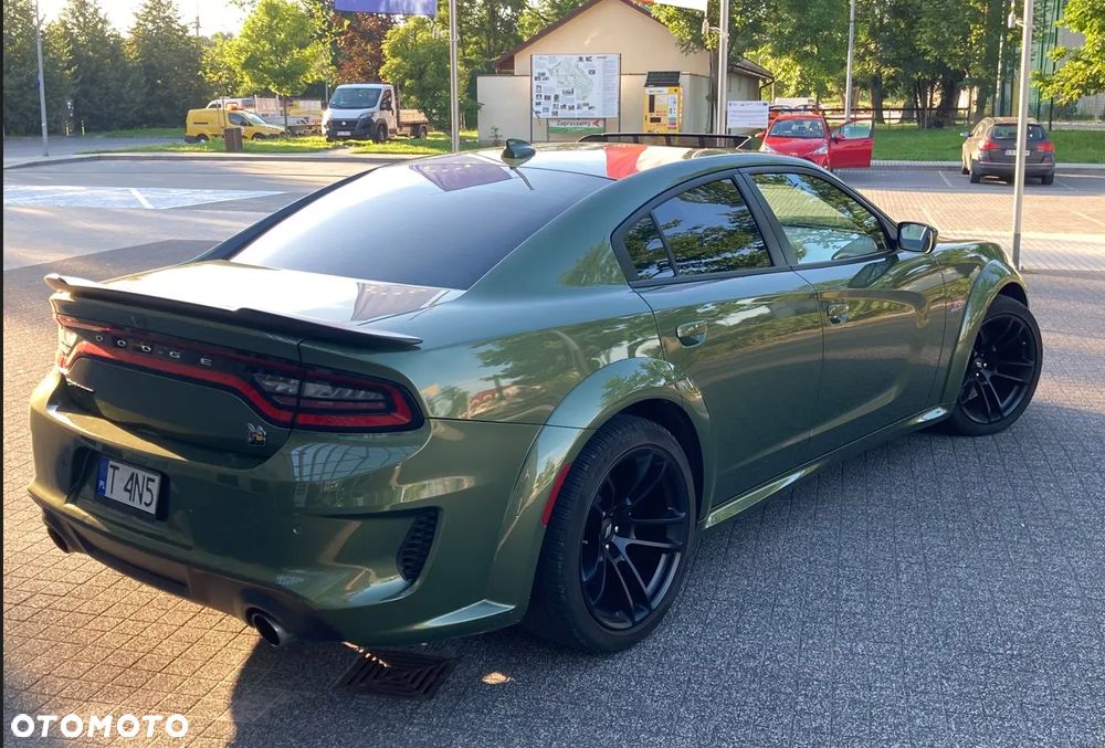 Dodge Charger 6.4 Scat Pack Widebody - 8