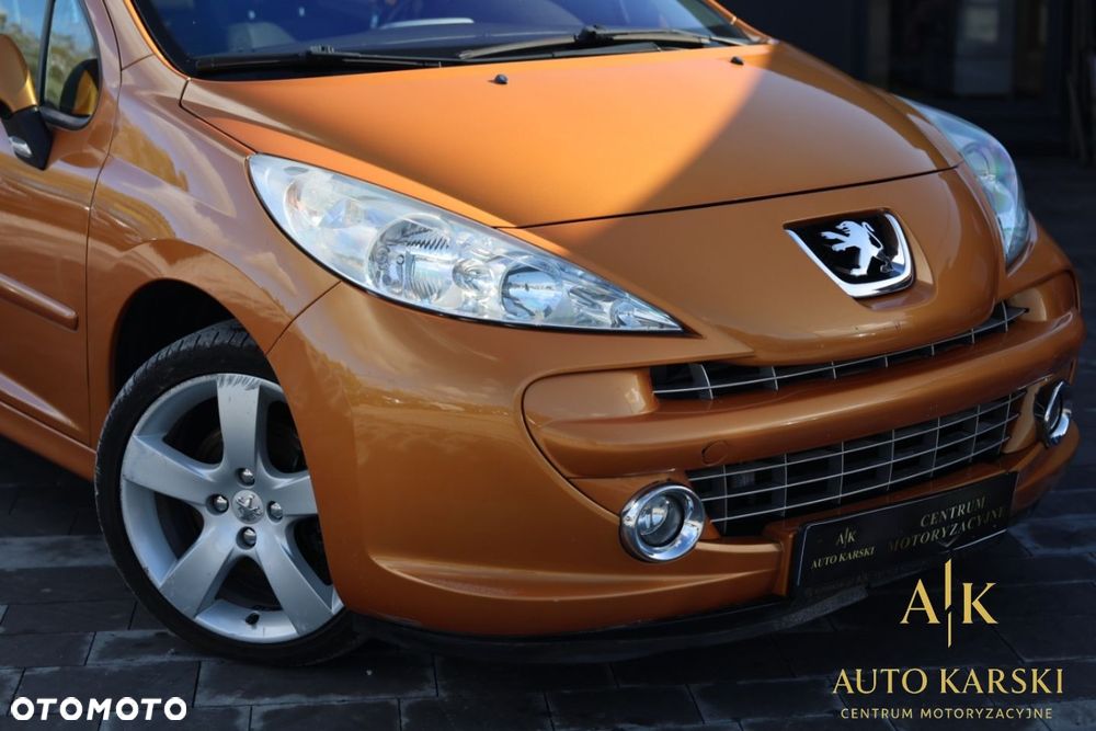 Peugeot 207 - 15