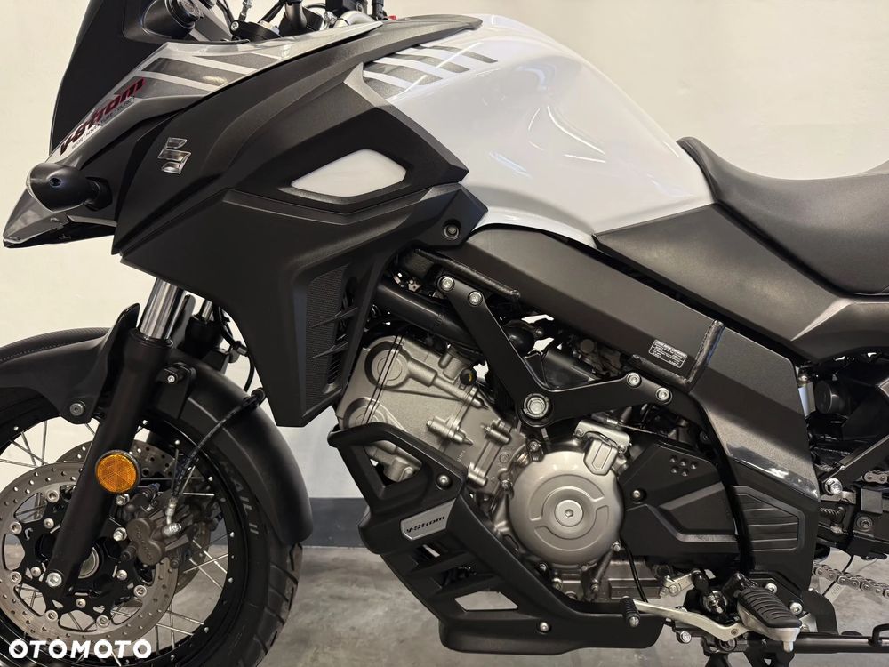 Suzuki V-STROM - 9