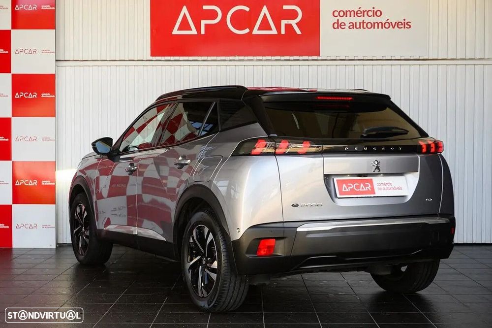 Peugeot e-2008 50 kWh GT Pack - 5