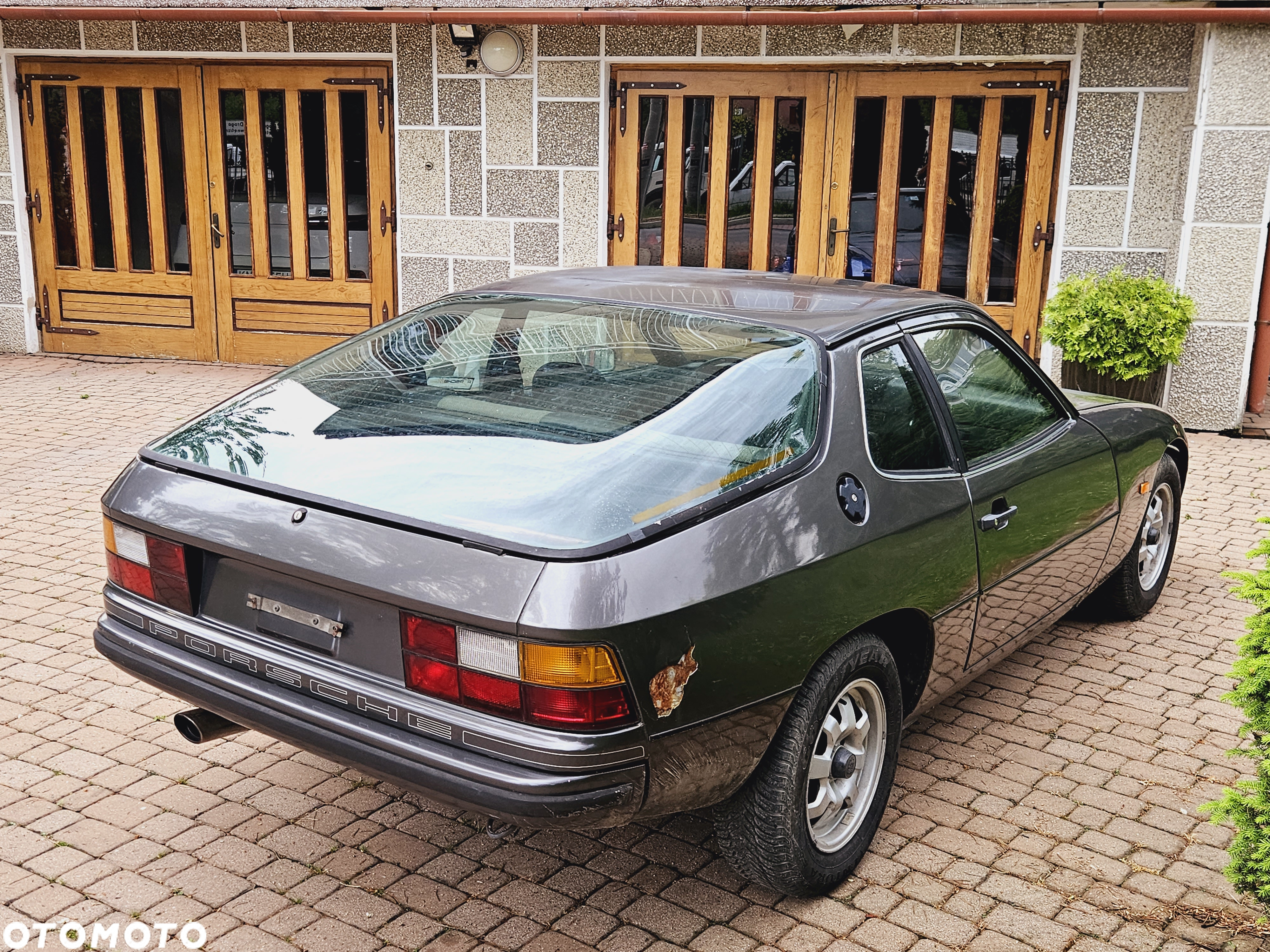 Porsche 924 Standard - 4