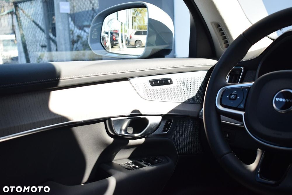 Volvo XC 90 - 16