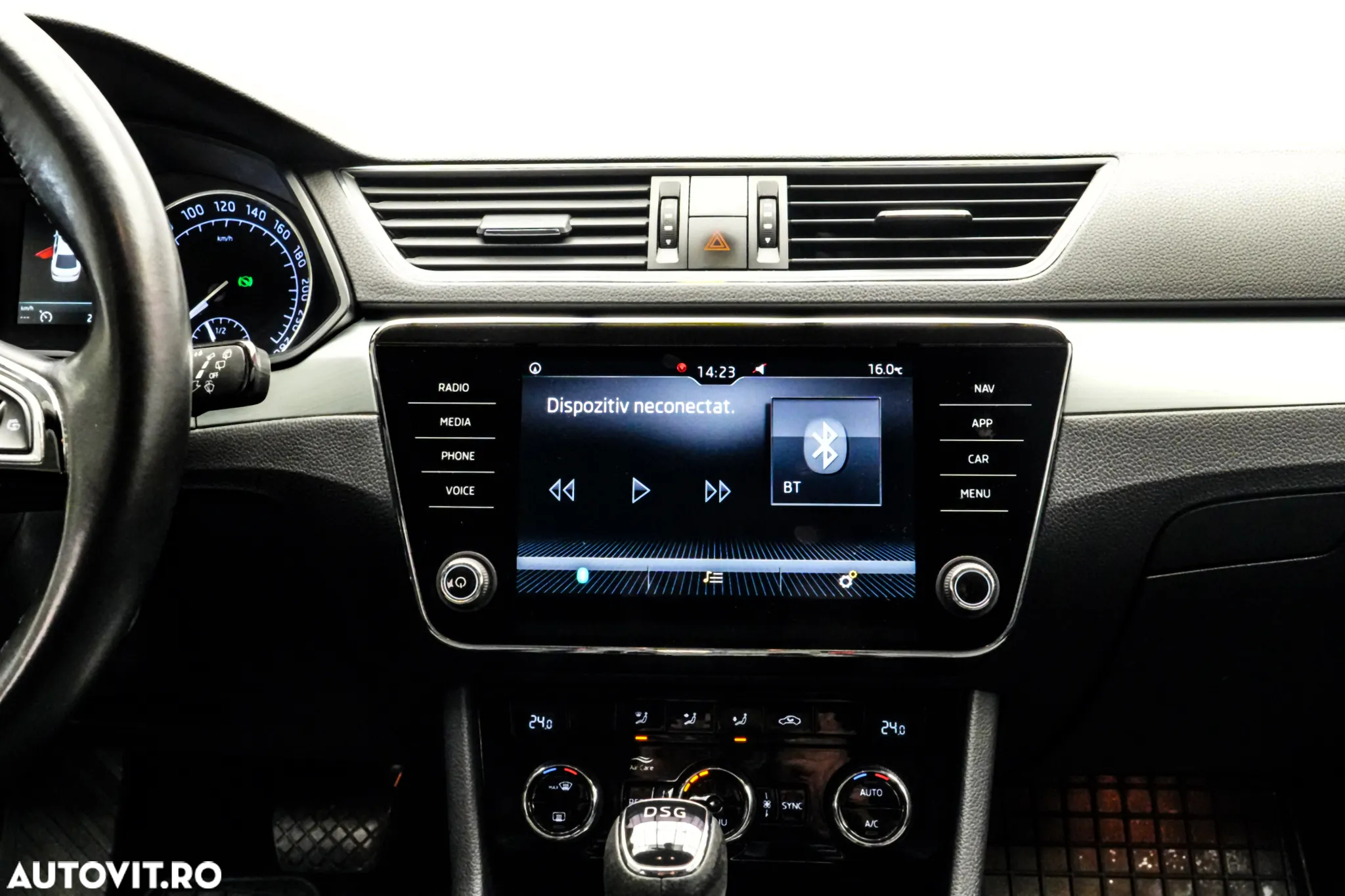 Skoda Superb 1.6 TDI DSG Ambition - 19