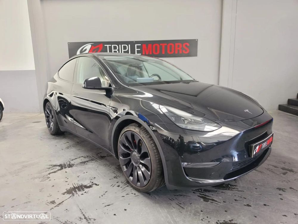 Tesla Model Y Performance Dual Motor AWD - 6