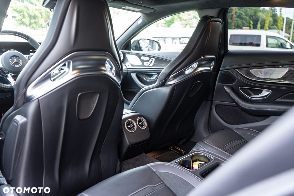 Mercedes-Benz AMG GT 63 S 4-Matic+ - 24