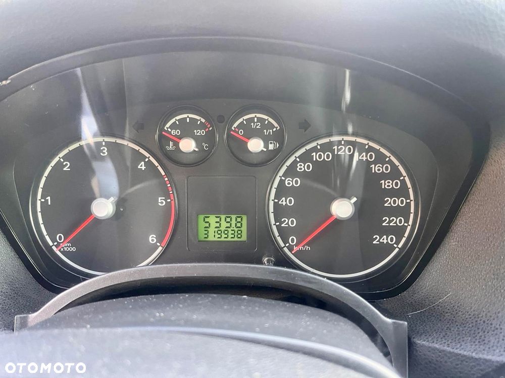Ford Focus - 20