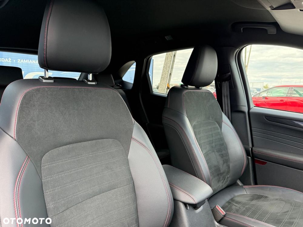 Ford Kuga 2.5 Duratec PHEV ST-LINE - 21