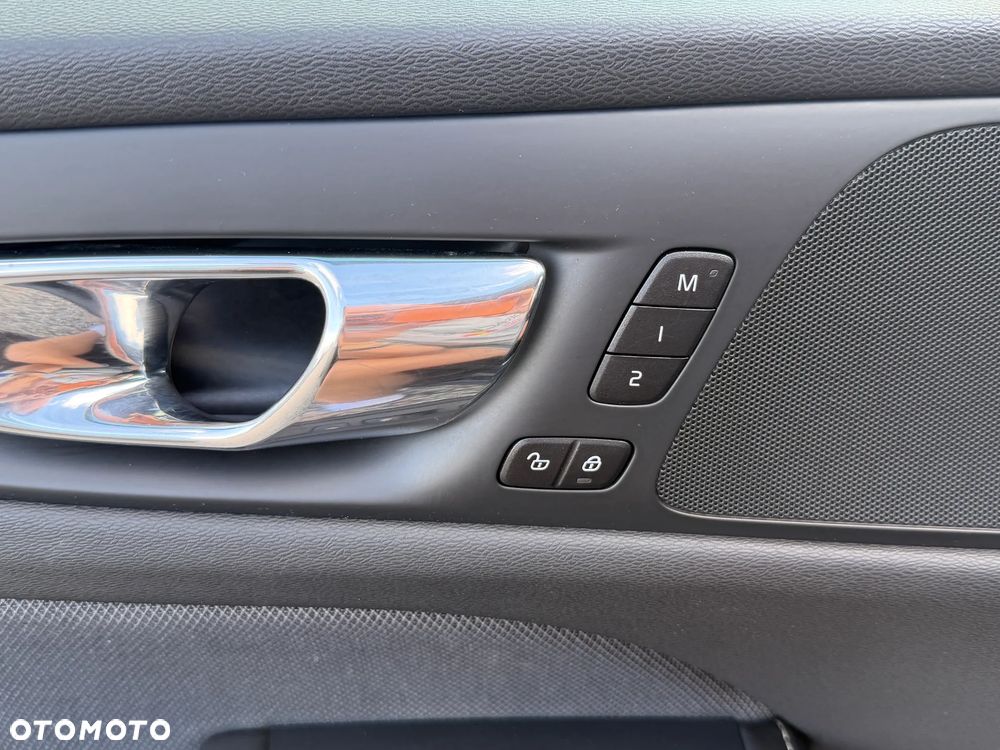 Volvo S60 T4 Geartronic RDesign - 20