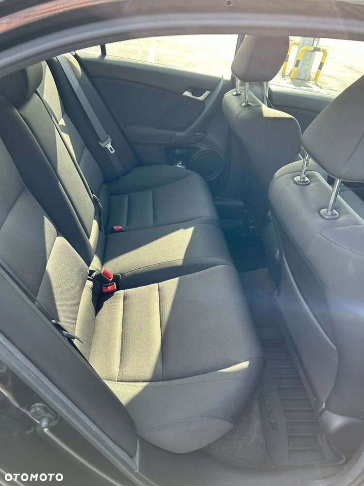 Honda Accord 2.0 Lifestyle - 15