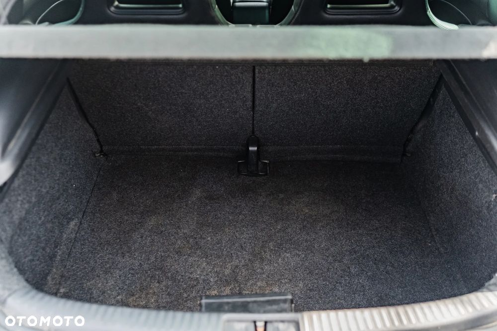 Volkswagen Scirocco - 13