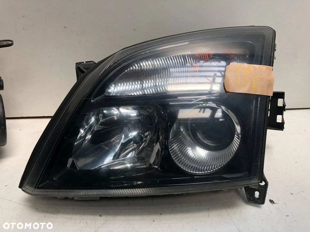 Reflektory Lampy Xenon Opel Vectra C - 6